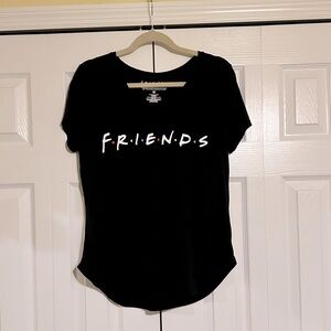 Like New Authentic Warner Bros Black Friends T-Shirt. Size Med